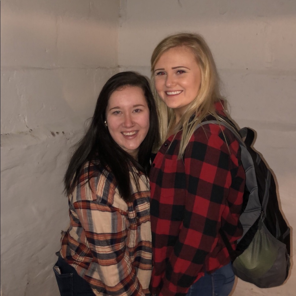 Meet your Posher, Kendra